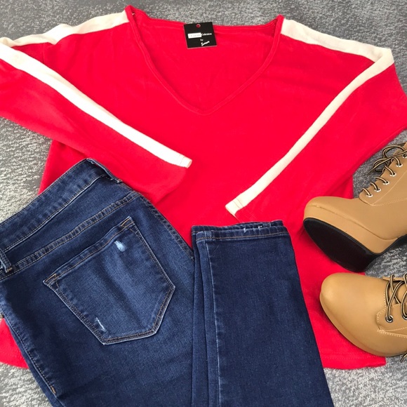 💥NEW ARRIVAL💥Bright Red V Neck Knit Sweater Top - Picture 4 of 8